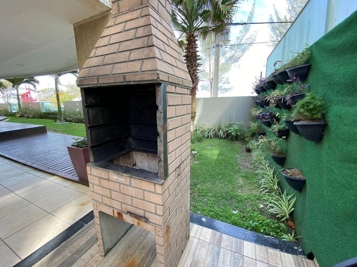 Apto com VISTA ESPETACULAR a BEIRA MAR no Pecado - Wi Fi 200 mb - 2 Quartos - Garagem - Netflix - Piscina - Sauna - Ar condicionado - Portaria 24h - Churrasqueira - Cozinha equipada Macaé Exterior foto