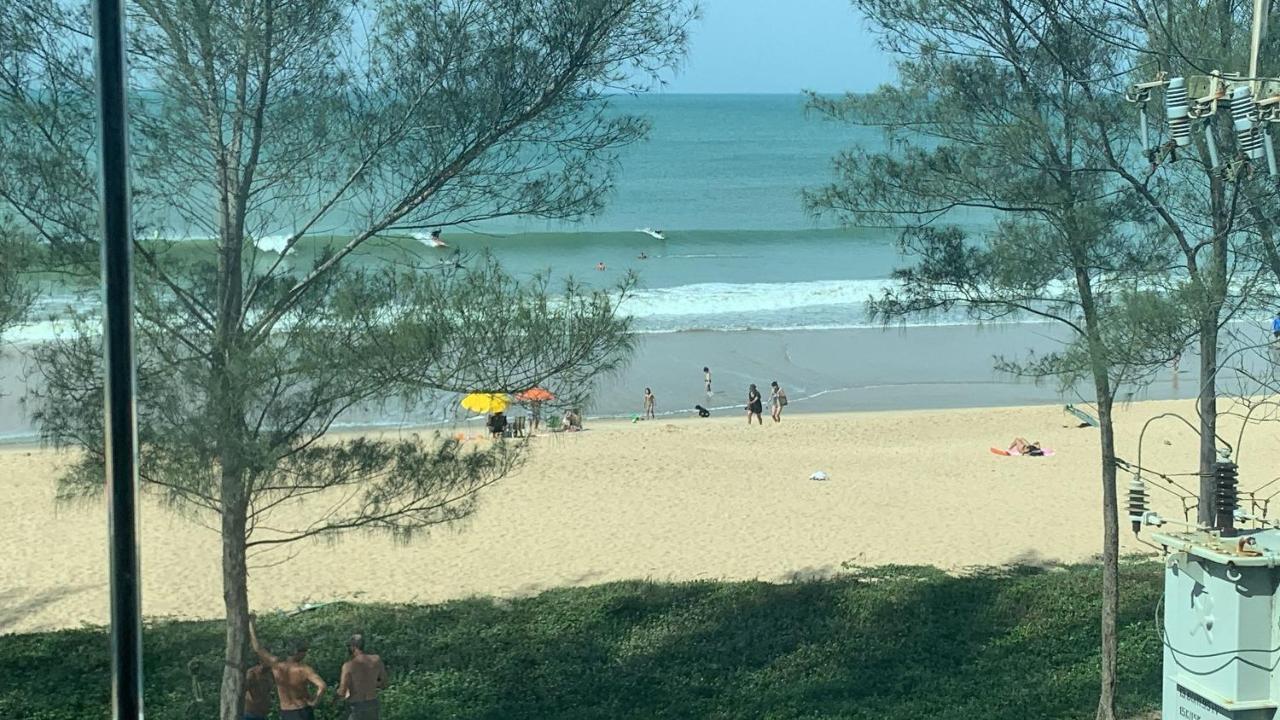 Apto com VISTA ESPETACULAR a BEIRA MAR no Pecado - Wi Fi 200 mb - 2 Quartos - Garagem - Netflix - Piscina - Sauna - Ar condicionado - Portaria 24h - Churrasqueira - Cozinha equipada Macaé Exterior foto