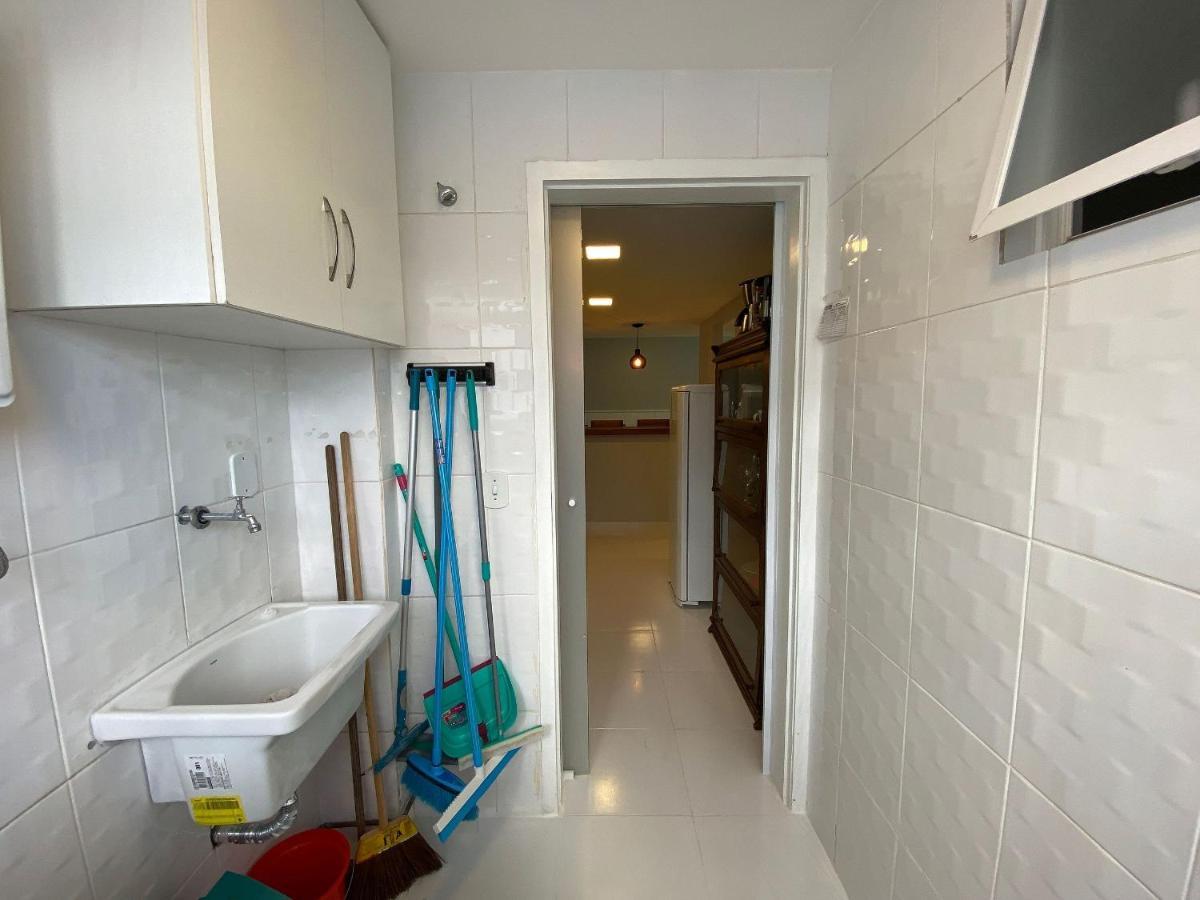 Apto com VISTA ESPETACULAR a BEIRA MAR no Pecado - Wi Fi 200 mb - 2 Quartos - Garagem - Netflix - Piscina - Sauna - Ar condicionado - Portaria 24h - Churrasqueira - Cozinha equipada Macaé Exterior foto