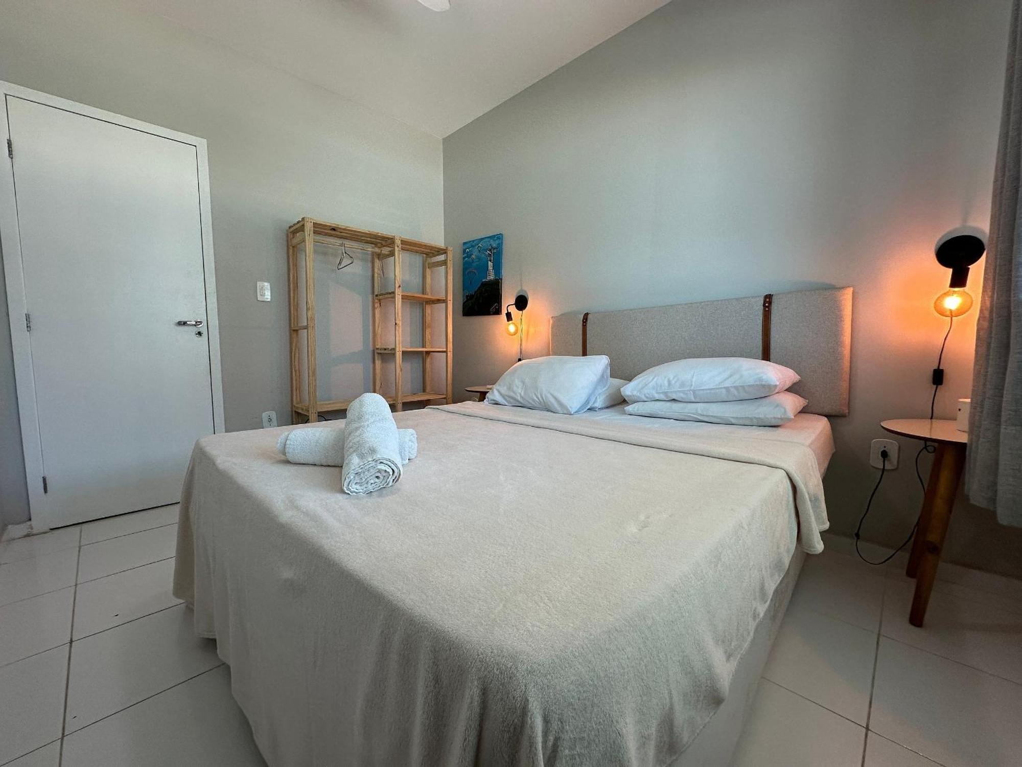 Apto com VISTA ESPETACULAR a BEIRA MAR no Pecado - Wi Fi 200 mb - 2 Quartos - Garagem - Netflix - Piscina - Sauna - Ar condicionado - Portaria 24h - Churrasqueira - Cozinha equipada Macaé Exterior foto
