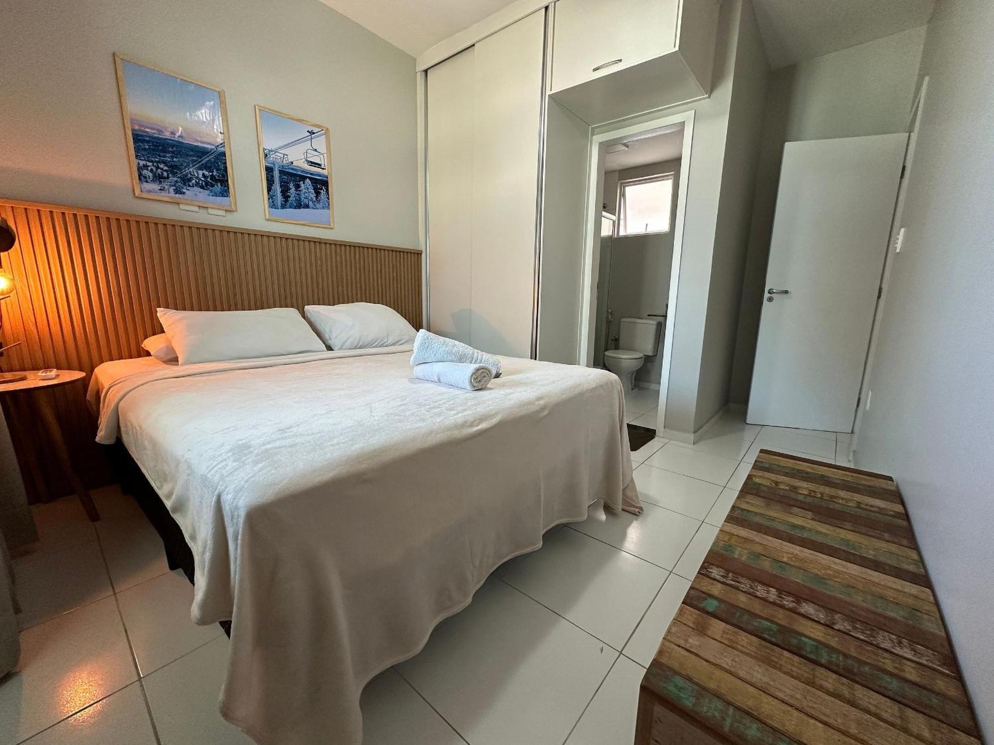 Apto com VISTA ESPETACULAR a BEIRA MAR no Pecado - Wi Fi 200 mb - 2 Quartos - Garagem - Netflix - Piscina - Sauna - Ar condicionado - Portaria 24h - Churrasqueira - Cozinha equipada Macaé Exterior foto